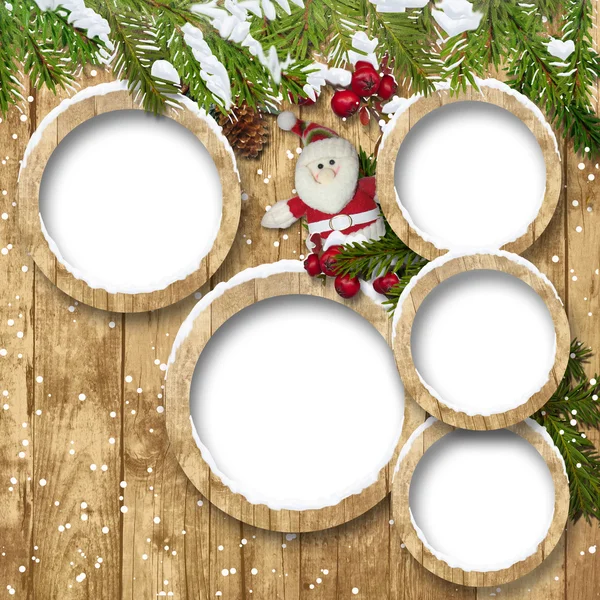 Sfondo natalizio con cornice, decorazioni Babbo Natale e ramoscello di abete — Foto Stock