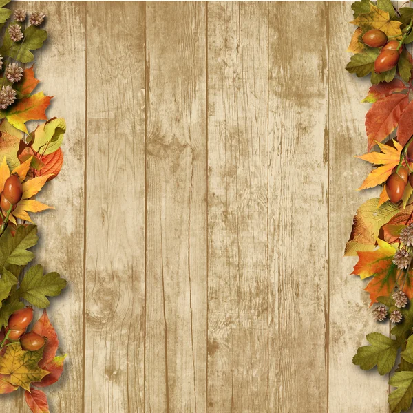 Fundo de madeira vintage com folhas de outono — Fotografia de Stock