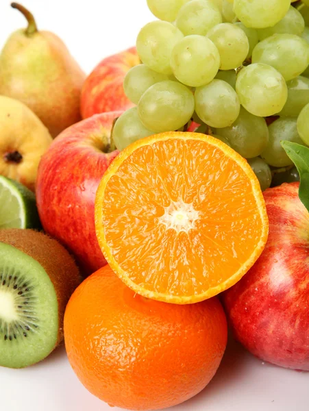 Frutas maduras para uma alimentação saudável — Fotografia de Stock