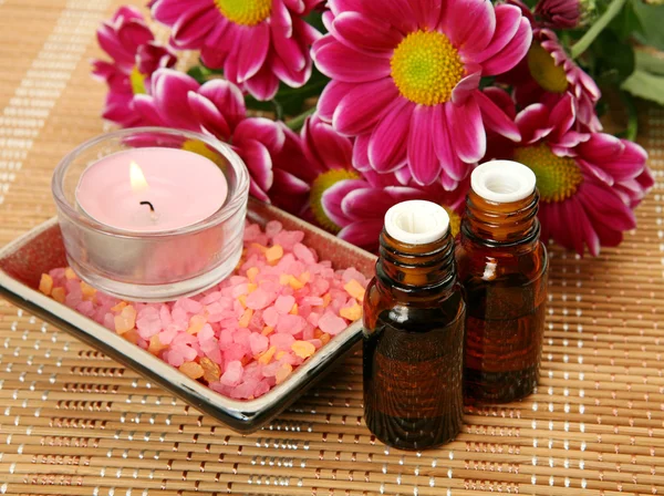 Konular bir Aromaterapi ve masaj için — Stok fotoğraf