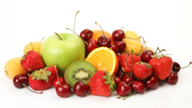 Olgun meyve ve çilek