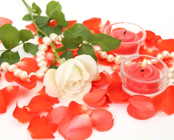 Róża i świece — Zdjęcie stockowe