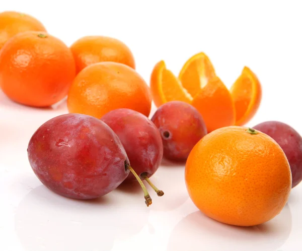 Frutas maduras para uma alimentação saudável — Fotografia de Stock