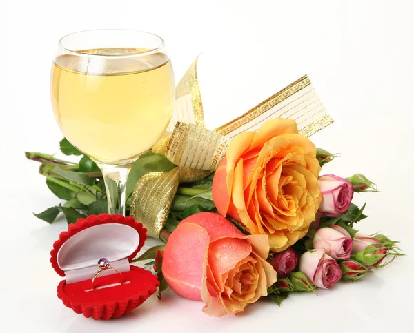 Vino y rosas — Foto de Stock