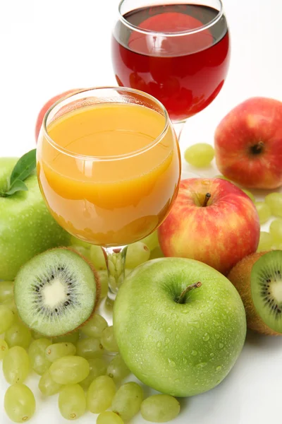 Frutas maduras para uma alimentação saudável — Fotografia de Stock