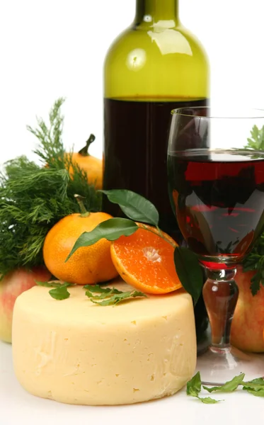 Reife Früchte und Wein — Stockfoto