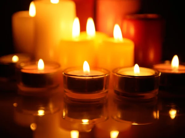 Candele accese Immagine Stock