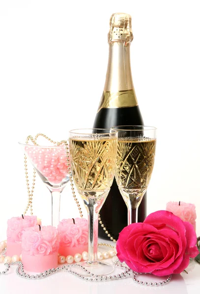 Şampanya ve gül — Stok fotoğraf