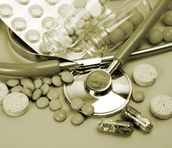 Tabletter för behandling av sjukdom Stockbild