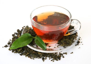 çay ve yeşil yaprak