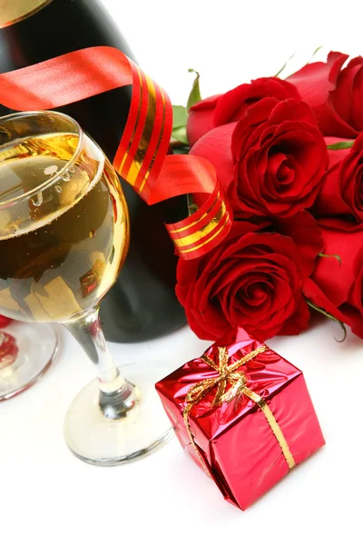 Champagne en rozen — Stockfoto