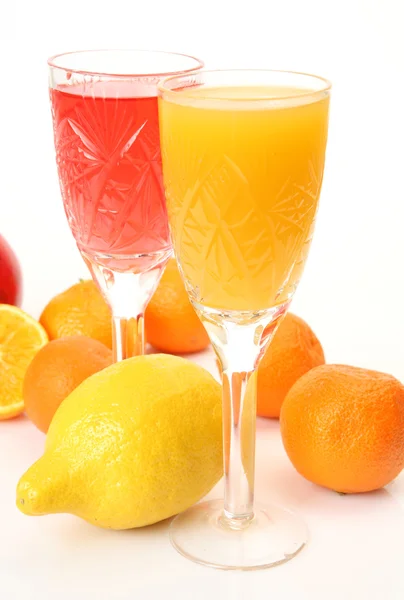 Frutas maduras y zumo —  Fotos de Stock