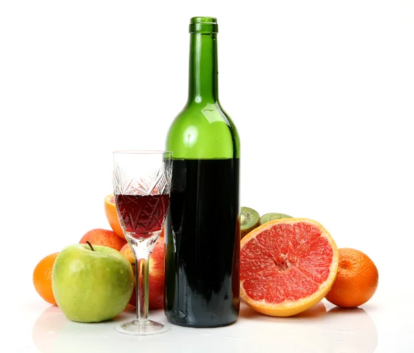 Olgunlaşmış meyve ve şarap — Stok fotoğraf