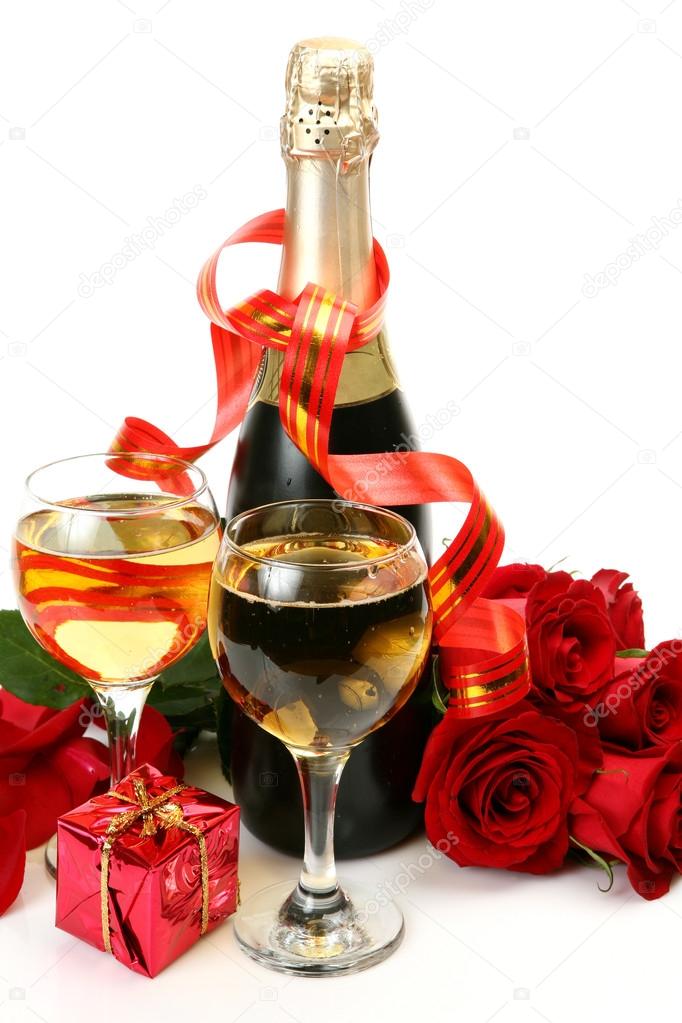 Champagne and roses — Stock Photo © Elena777 35579211