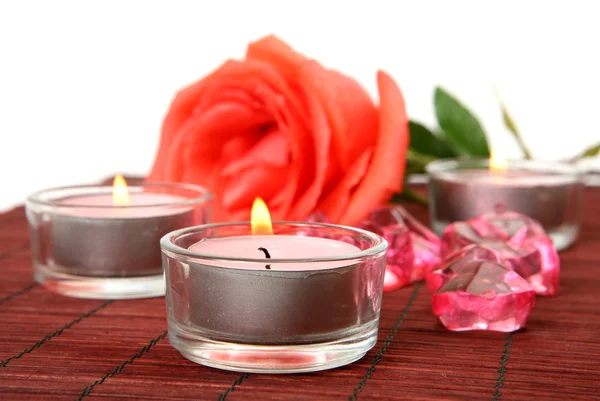 Fijne rose en kaarsen — Stockfoto