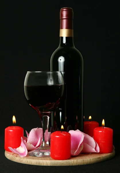 Vino y velas — Foto de Stock