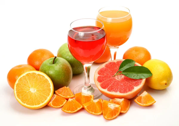 Ripe fruit and juice — Stock Photo, Image