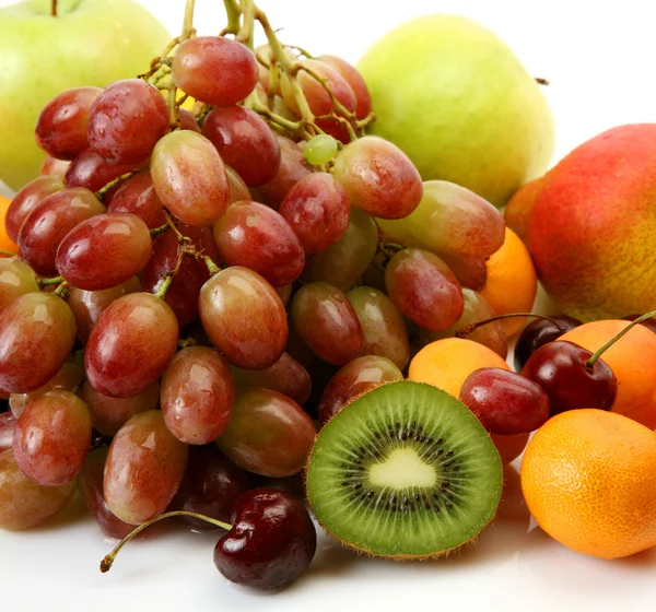 Frutas maduras para un pienso saludable — Foto de Stock