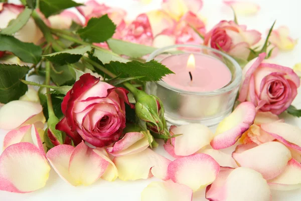 Rosas y velas — Foto de Stock