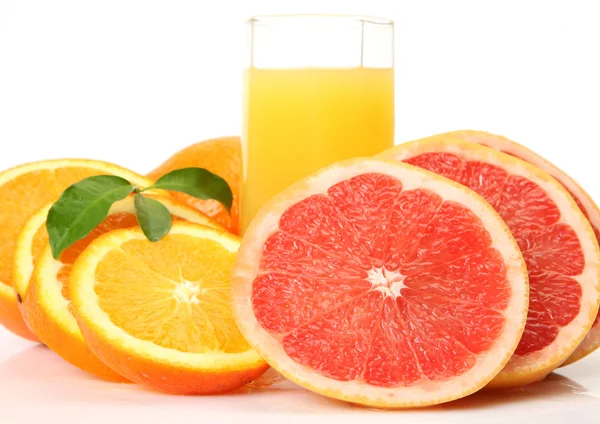 Érett narancs és a mandarin — Stock Fotó