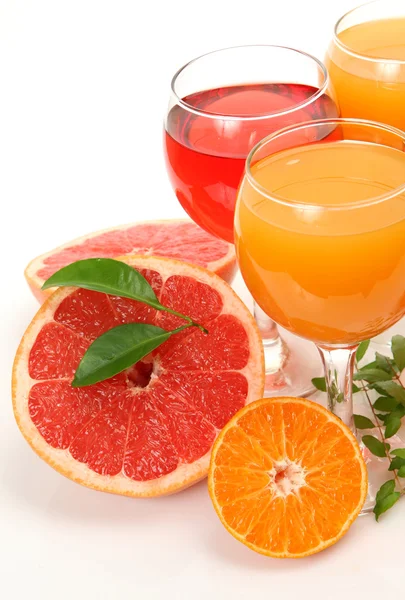 Frisches Obst und Saft — Stockfoto