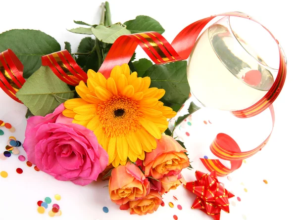 Víno a květiny — Stock fotografie