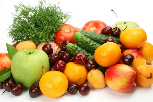 Reifes Obst und Gemüse — Stockfoto