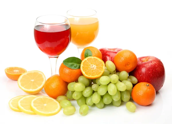 新鲜水果和果汁 — 图库照片