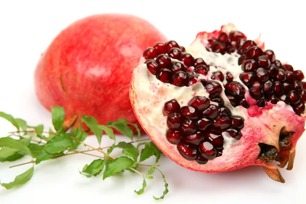 Fresh pomegranate — Stock Photo, Image