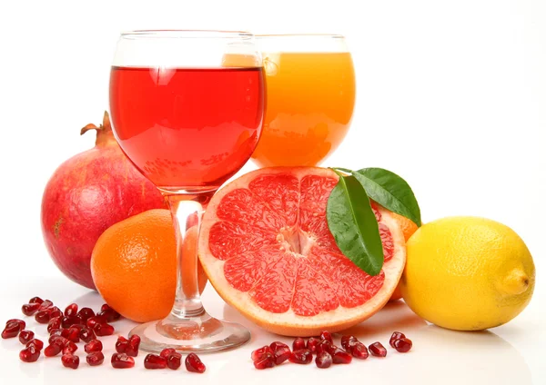 Fruits and juice — Stock Photo, Image