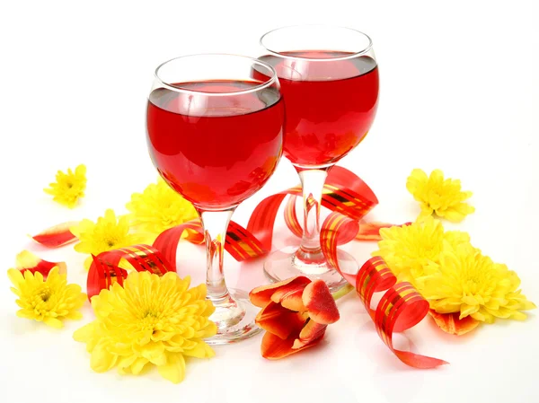 Flowers and wine — Stock Photo, Image