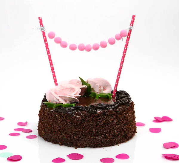 Bolo Chocolate Com Topper Rosa — Fotografia de Stock