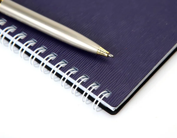 Ручка Ноутбук Белом Фоне — стоковое фото