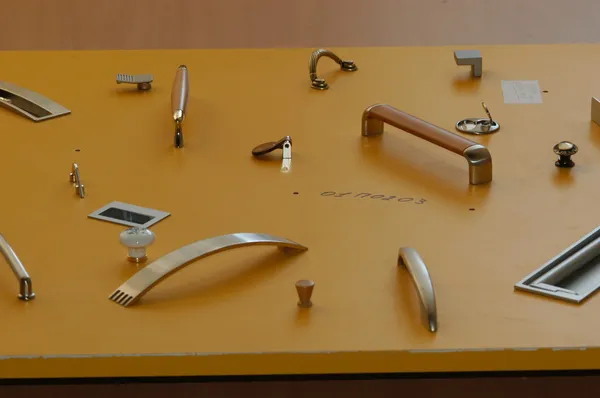 büyük seçme-in dolapları topuzlar