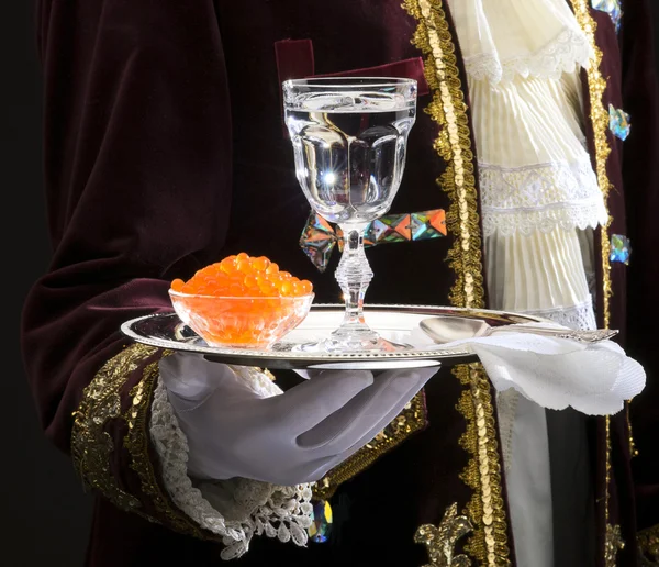 yumuşak havyar ve votka