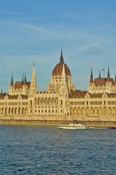 Edificio del Parlamento húngaro — Foto de Stock