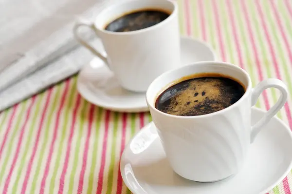 Две чашки утреннего кофе — стоковое фото