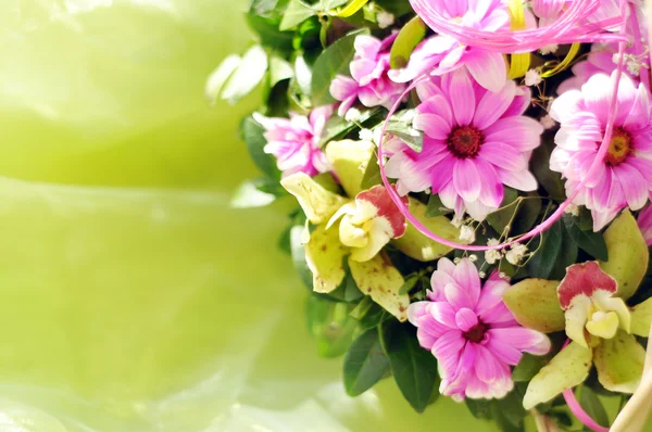 Bukett med blommor — Stockfoto