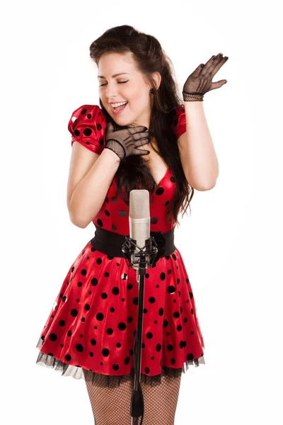 Pin-up meisje zingen een lied — Stockfoto