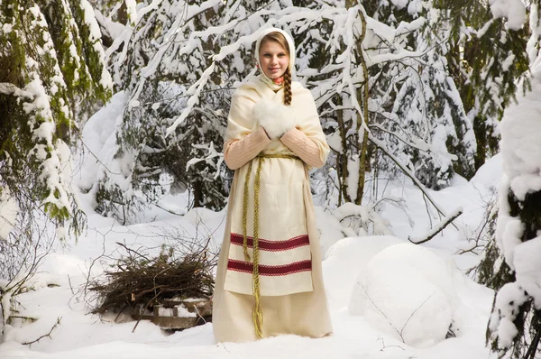 Russian girl in the winter woods — Stock Photo, Image