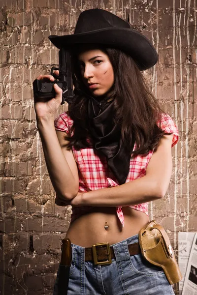 Sheriff mujer en fondo de pared —  Fotos de Stock