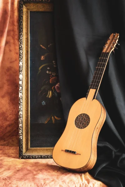 Musikalisches Stillleben Stil Der Renaissance Mit Renaissance Gitarre Stockbild