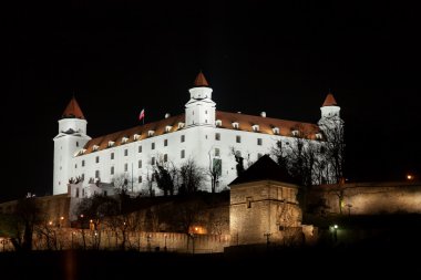 Bratislava Stary hrad Kalesi, gece