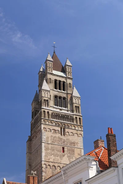 Die kathedrale des heiligen salvador in brügge — Stockfoto