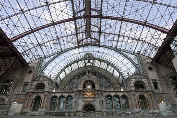 Bahnhofsinnenausbau in Antwerpen — Stockfoto