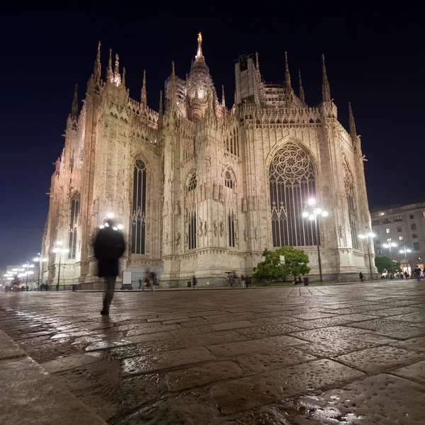 Catedral de Milán por la noche — Foto de Stock