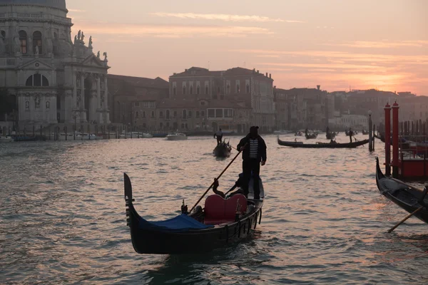 Gondole dans le Grand Canal — Photo