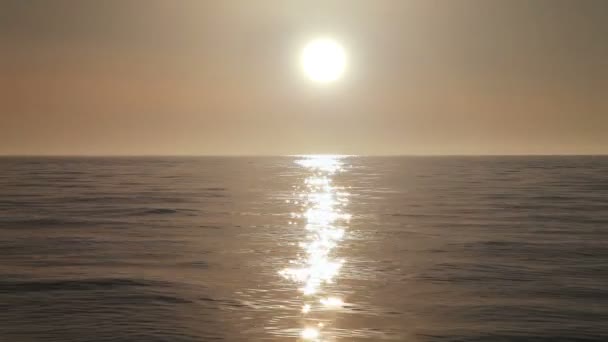 Coucher de soleil sur la mer Noire près de Batoumi, Géorgie 