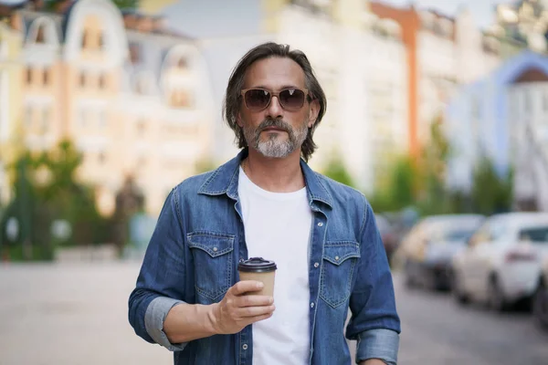 Handsome Middle Aged Man Grey Beard Walking City Holding Take — Fotografia de Stock