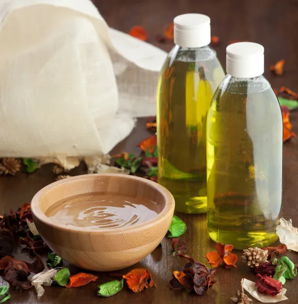 Spa ätherisches Öl. Aromatherapie — Stockfoto